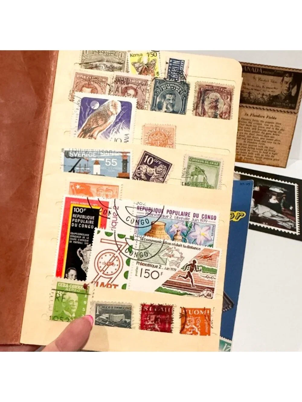 Vintage 1900s - 1990s Massive Postage Stamp Collection - Picture 4 of 9